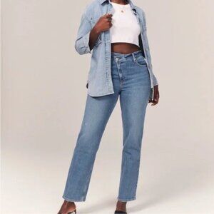 Abercrombie & Fitch Curve Love Ultra High Rise 90s Straight Jean 35/20 Long